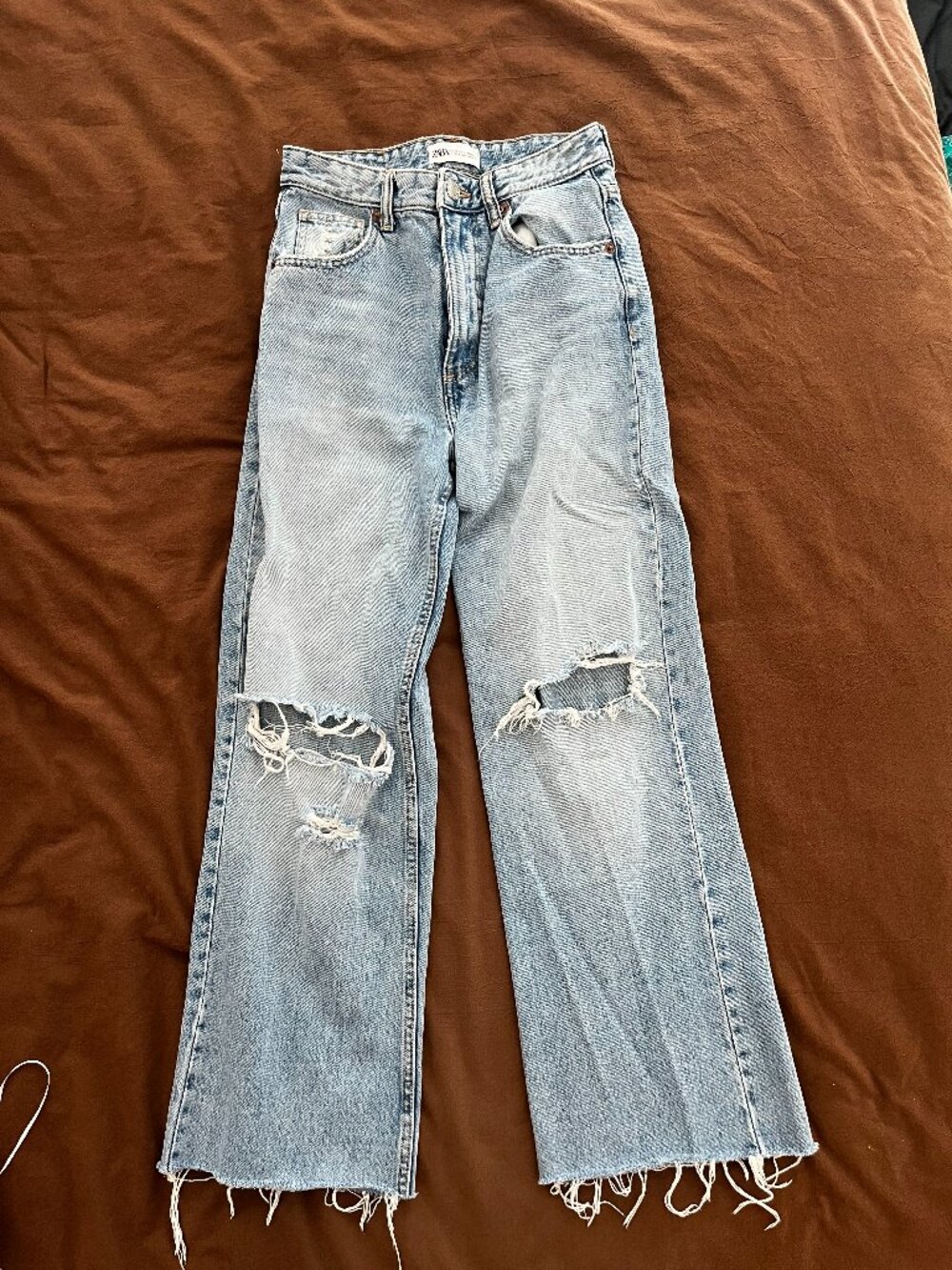 Zara High Rise Straight Leg Jeans Light Wash Distressed Size 4